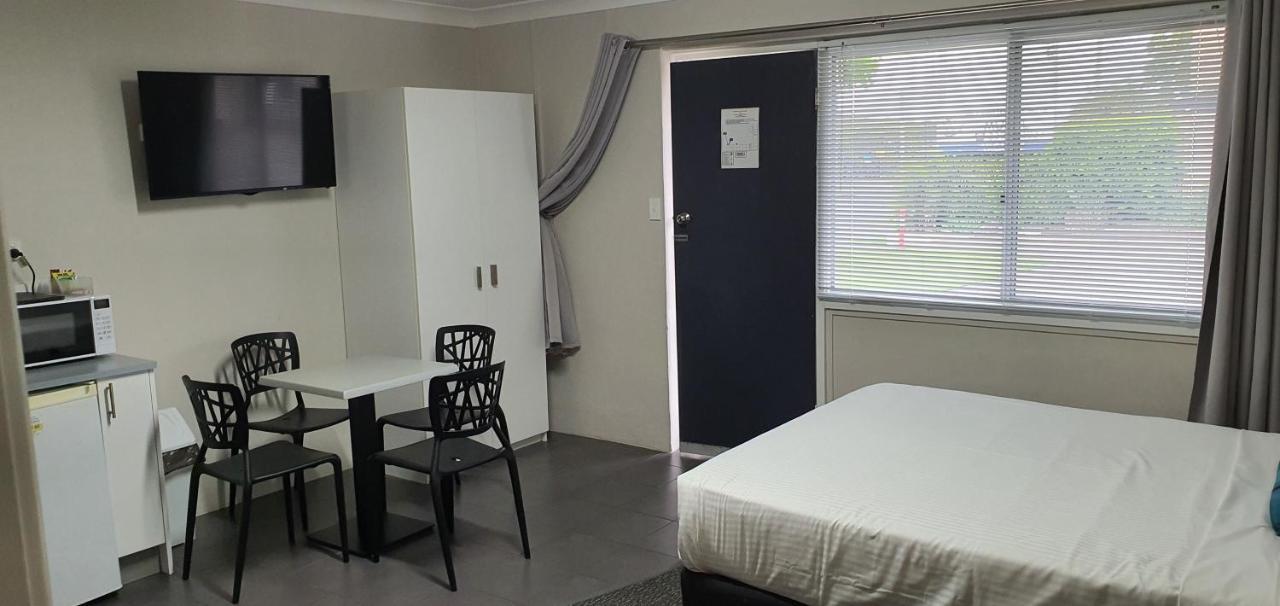Wynnum Anchor Motel Brisbane Bagian luar foto