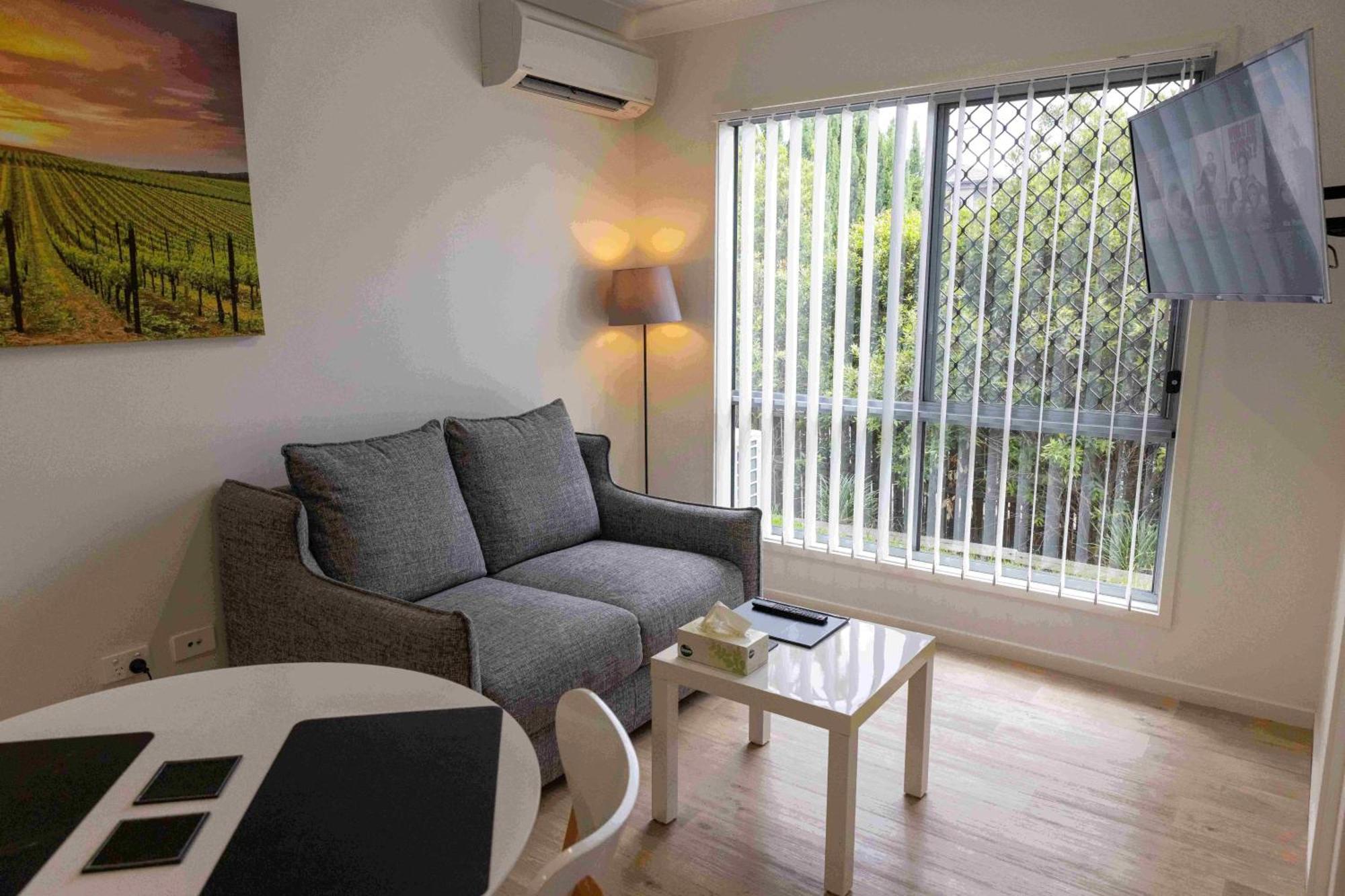 Wynnum Anchor Motel Brisbane Bagian luar foto