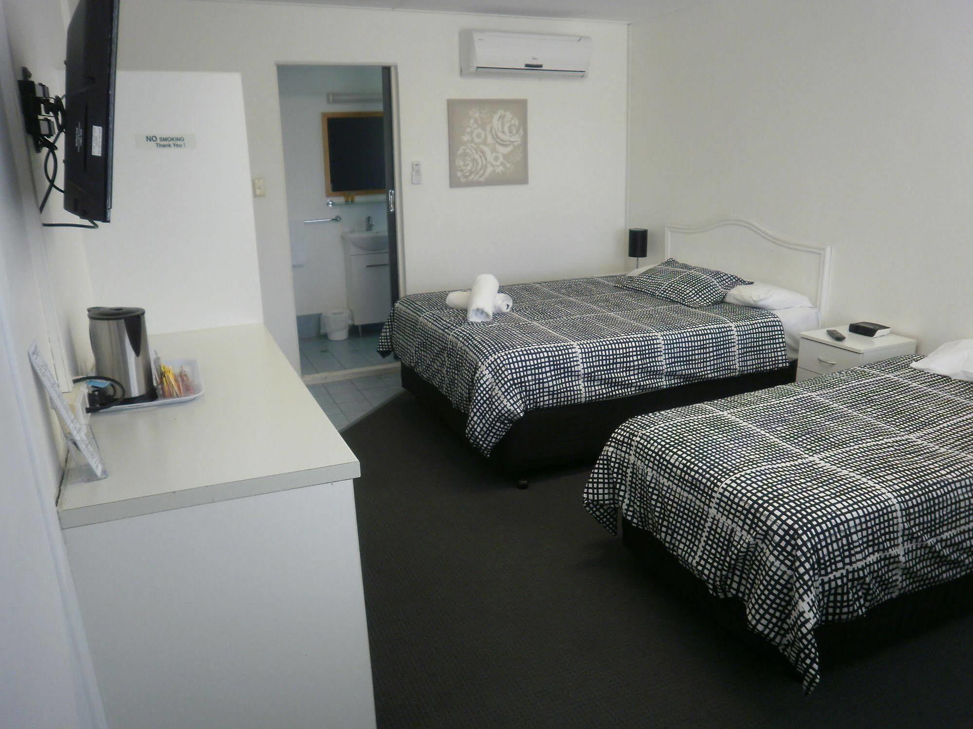 Wynnum Anchor Motel Brisbane Bagian luar foto